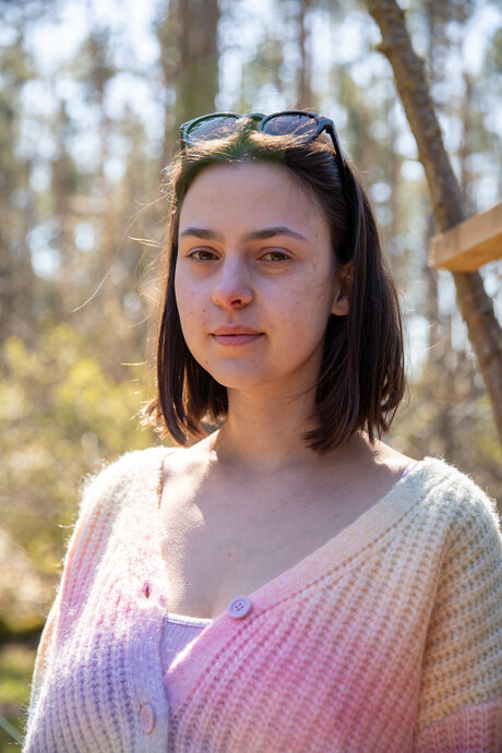 Ersties starring Yade Porn Photos